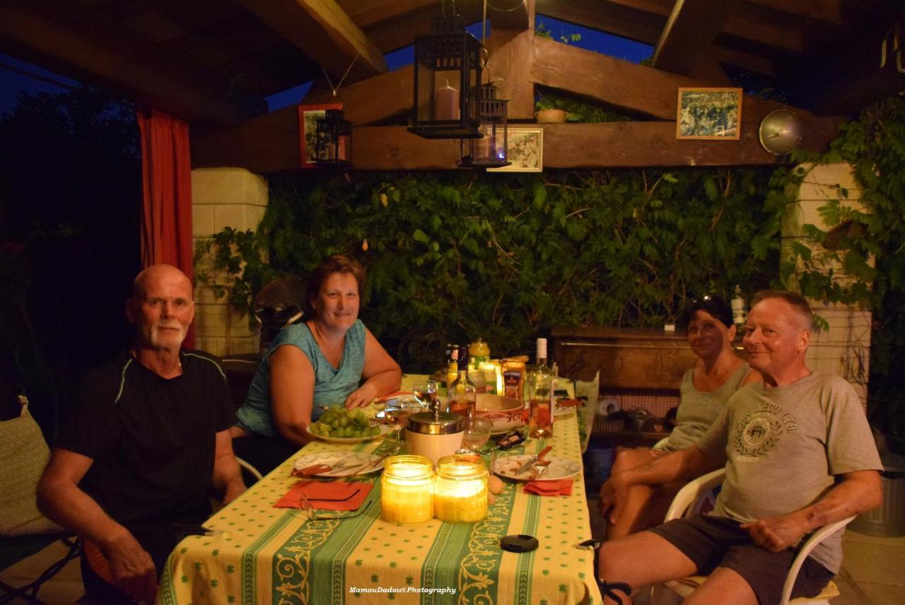 Appartamento Chez Mamou & Dadou Monteux Esterno foto